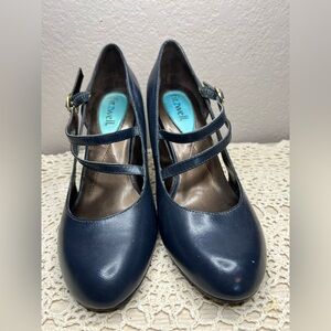 Women's Navy Mary Jane Shoes - 6.5W